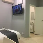 Artistic Hostel *
