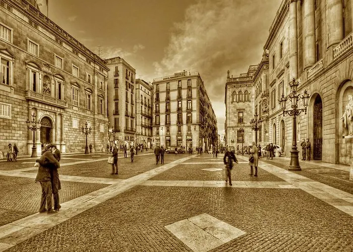 Artistic אכסניה